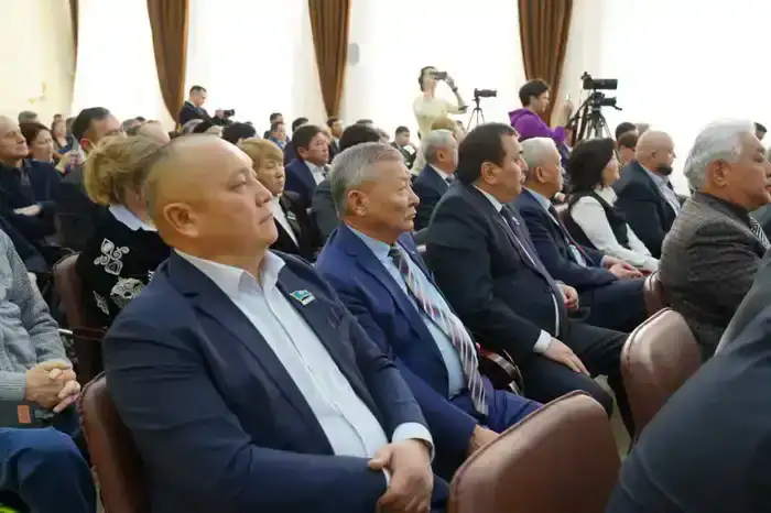 Благоустройство: Кокшетау и районы преображаются (2)