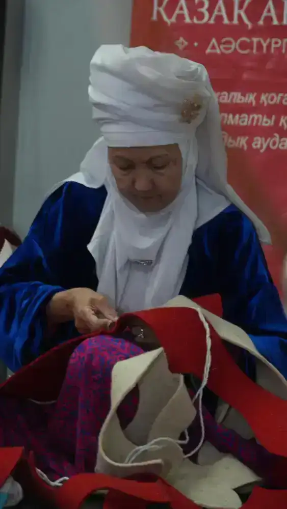 Сырмак длиной 110 метров: рекорд в Алматы!