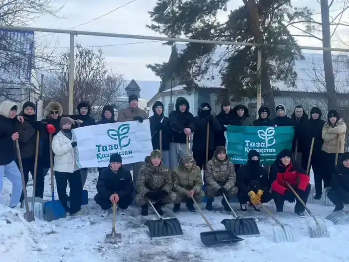 В Лисаковске прошла акция «Снежный десант» (5)