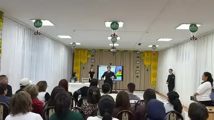 «Закон и порядок»: встречу по повышению финансовой и правовой грамотности провели для родителей столичных малышей (3)