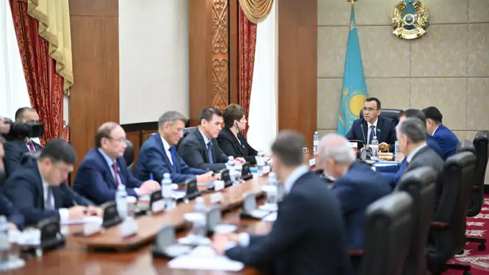 Новая Конституция: фундамент для процветания или лишь декларация?