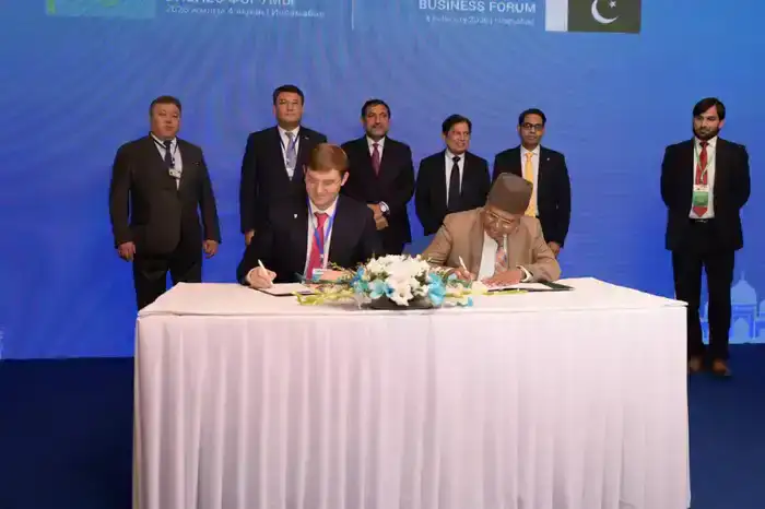 В рамках бизнес-форума «Казахстан – Пакистан» подписано 32 коммерческих документа на сумму около 200 млн долларов США (5)