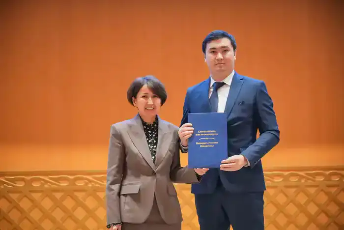 Поручение Главы государства: 14 молодых ученых стали обладателями новых квартир (8)