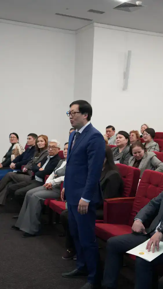 Разъяснили ключевые положения проекта новой Конституции (2)