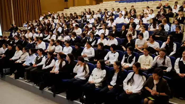 «Закон и порядок»: в Астане прошла профилактическая встреча для школьников (8)