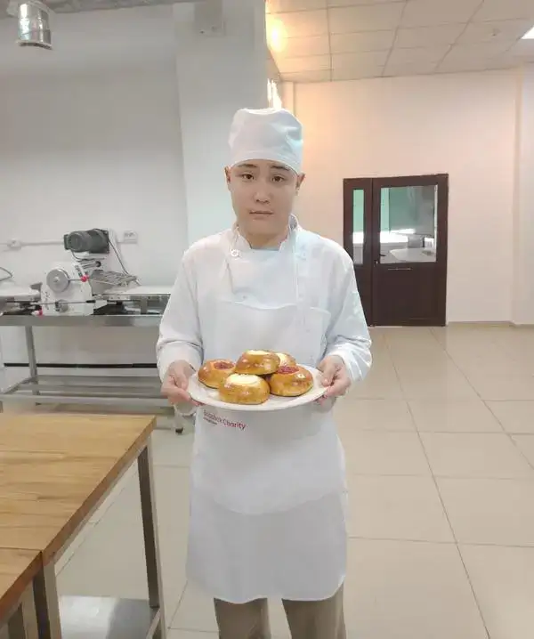 Инклюзия в действии: в Карагандинской области подростки с особыми потребностями осваивают профессию кондитера (10)