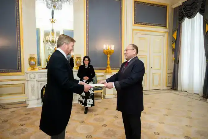 Посол Казахстана вручил верительные грамоты Королю Нидерландов (5)