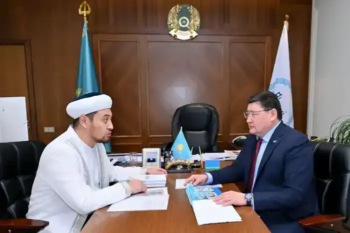 Аким области встретился с главным имамом региона (3)