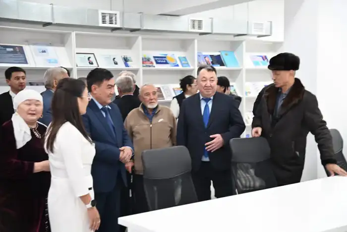 ТУРКЕСТАН: В СОЗАКЕ ОТКРЫЛАСЬ НОВАЯ СОВРЕМЕННАЯ БИБЛИОТЕКА (2)