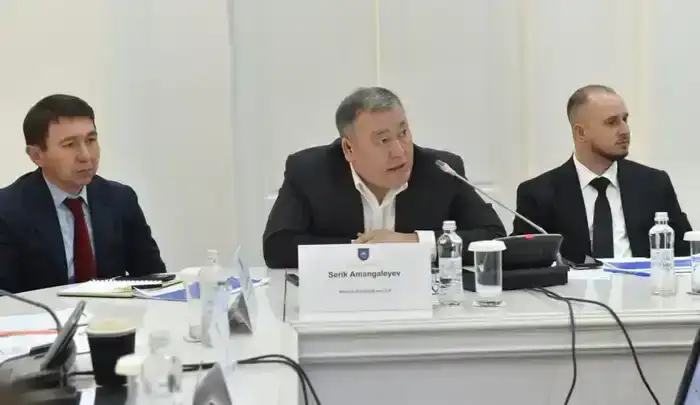 Минэнерго и КазНУ обсудили направления работы Отраслевого центра технологических компетенций в ТЭК (5)
