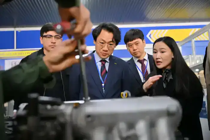 Казахстанский колледж успешно прошел международную аккредитацию (2)