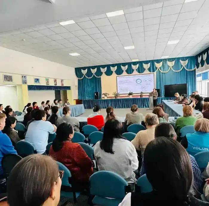 Учителя школ Астаны обсудили ключевые аспекты нового проекта Конституции