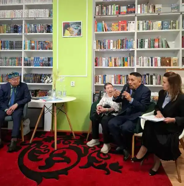 История через судьбы людей: в Караганде прошёл круглый стол к 90-летию области (2)