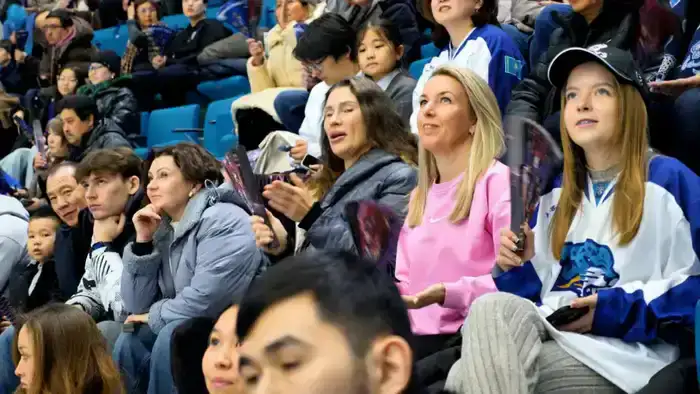 Поддержка Конституционных реформ во время матча «Барыс»: укрепление общественного диалога и единства в Казахстане