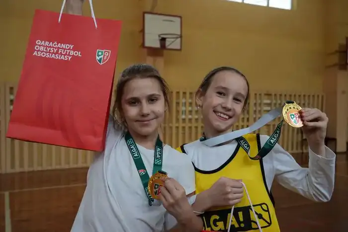 Школьный футбол по стандартам UEFA: в Караганде прошли первые матчи проекта ALGA! (5)