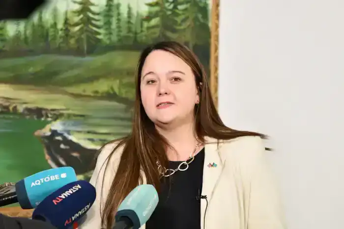 Таза Қазақстан: Прошел показ экологического документального фильма «Топырақтың алты дюймі» (6)