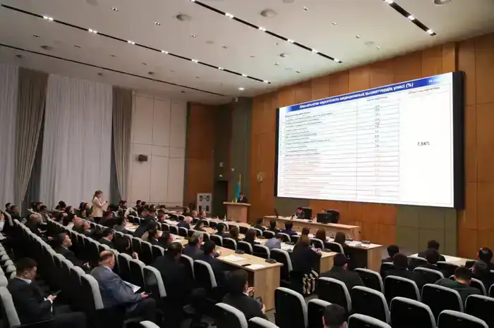 В ТУРКЕСТАНСКОЙ ОБЛАСТИ В ПРОШЛОМ ГОДУ ВВЕДЕНО В ЭКСПЛУАТАЦИЮ 36 НОВЫХ МЕДИЦИНСКИХ ОБЪЕКТОВ (8)