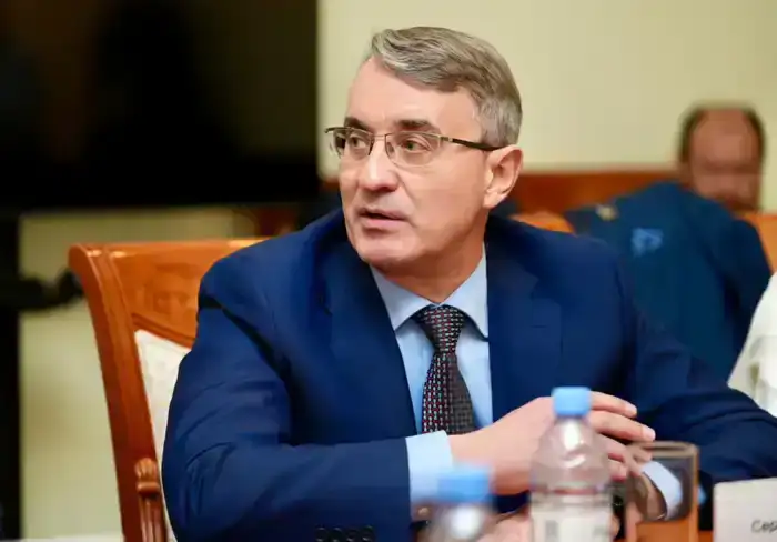 Министр энергетики обсудил с экспертами стратегию развития ТЭК и реформу топливного рынка (5)