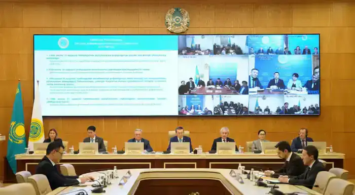 Состоялось заседание ЦКР по вопросам организации и проведения республиканского референдума (5)