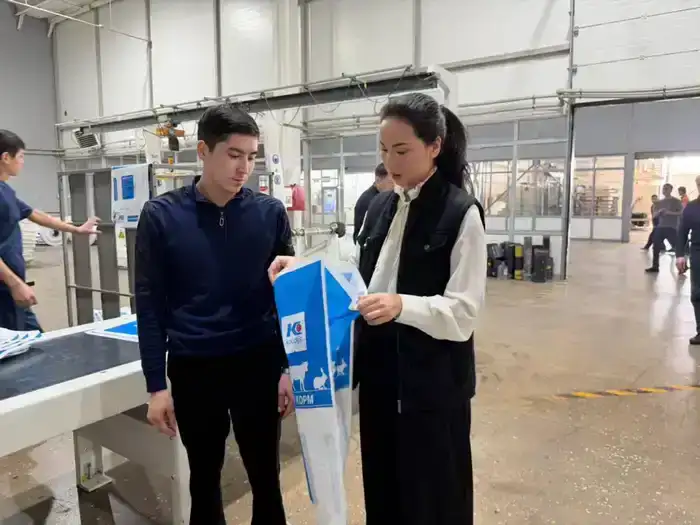 Проект новой Конституции обсудили в коллективе крупного столичного предприятия (4)