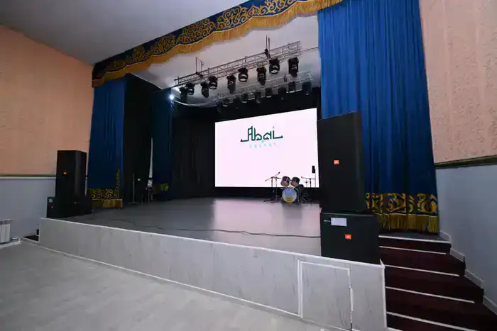 Аким области встретился с жителями села Жантикей (6)