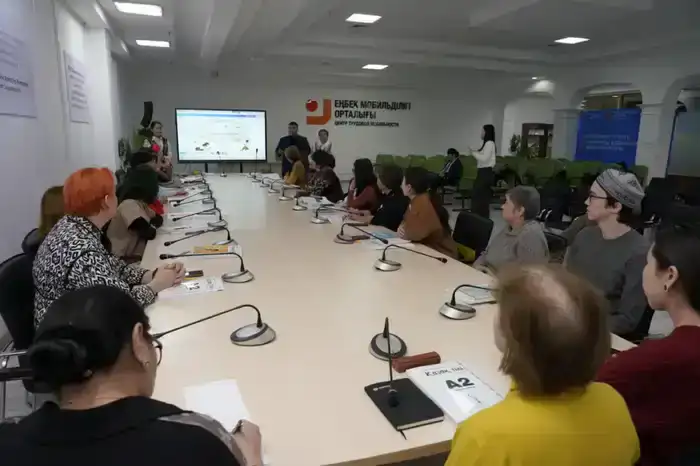 «Чистота языка – чистота мысли»: в Астане прошла лекция, посвященная повышению ответственности за государственный язык (3)