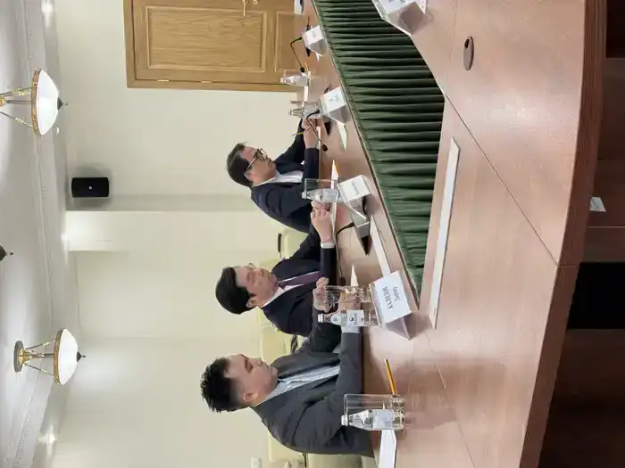 В Минтруда обсудили вопросы создания национальной платформы по адаптации кадров к искусственному интеллекту (2)