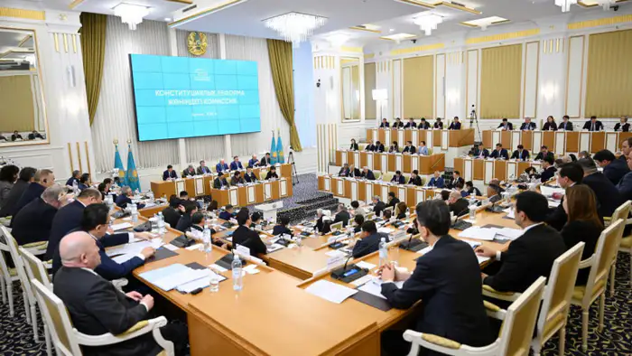 Обсуждение конституционной реформы в Казахстане: шаг к социальной трансформации