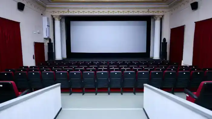 Кинозал Сарыжайлау возобновляет работу с 19 февраля новые фильмы на казахском языке
