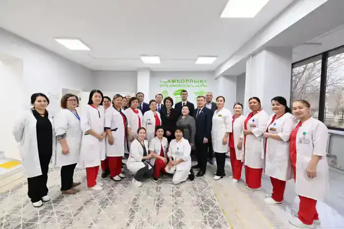 Министр здравоохранения ознакомилась с работой центра раннего вмешательства «Қамқорлық» (4)