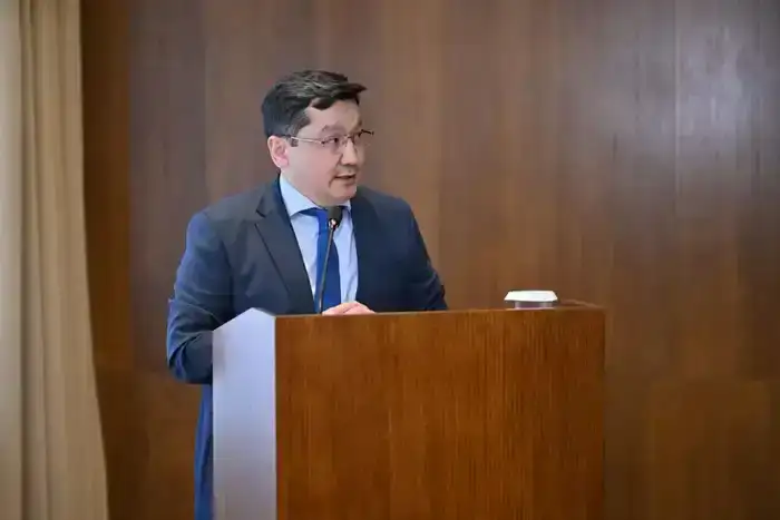 Обсуждены пути реализации поручений Президента (10)