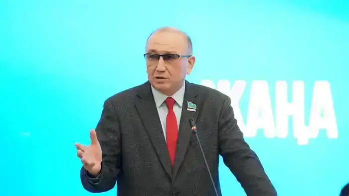 Новая Конституция – ориентир в будущее (4)