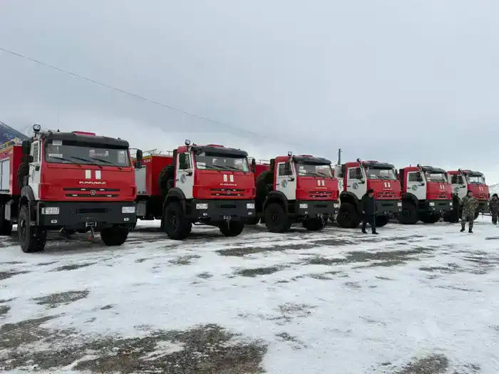Противопожарная техника передана в Катон-Карагайский государственный национальный природный парк (5)