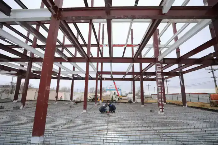 Нурдаулет Килыбай ознакомился с ходом строительства вокзала в Мунайлинском районе (3)