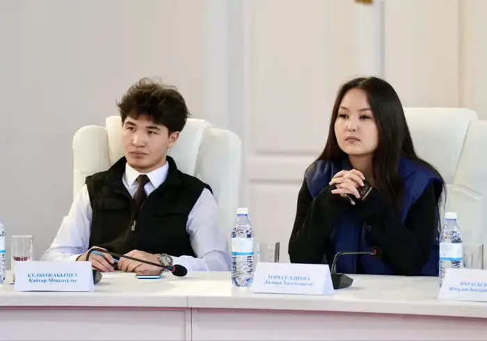 В ВКО этнокультурные объединения и молодежь поддержали проект новой Конституции (2)