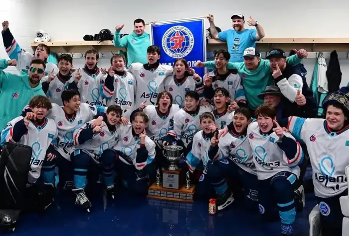 Караганда празднует золото хоккейного турнира в Канаде