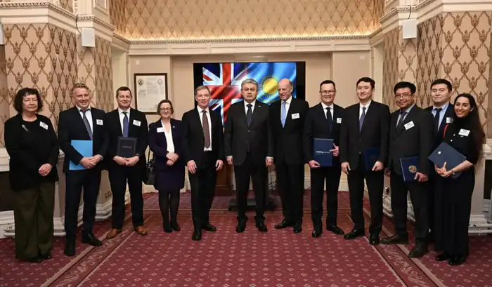 Глава МИД Казахстана провёл встречу с британским бизнес-сообществом (5)