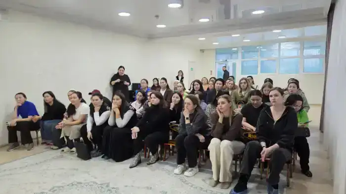 «Финансовые щиты»: в столичном детсаду родители учатся защищать свои кошельки