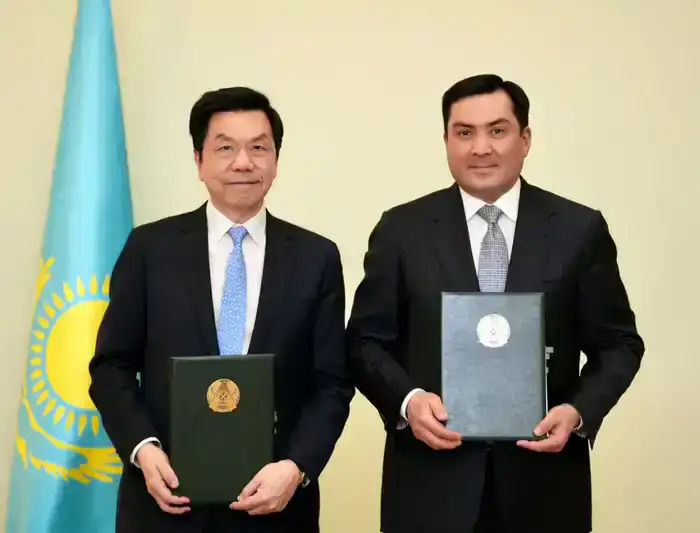 Минэнерго и международный эксперт Ли Кай-Фу договорились о сотрудничестве в сфере ИИ (6)