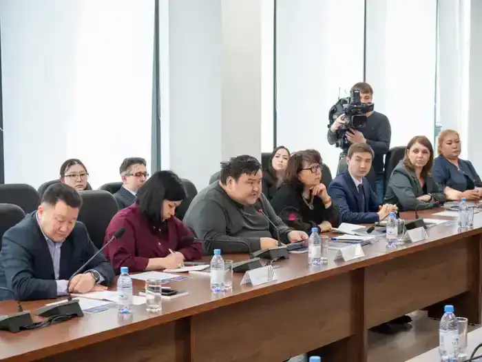 Обсуждение научно-технологического суверенитета в контексте новой Конституции: влияние на устойчивое развитие Казахстана