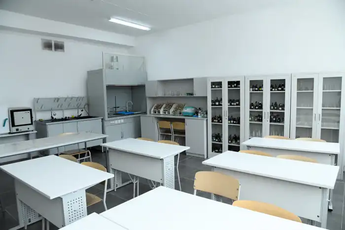 В УНИВЕРСИТЕТЕ АБАЯ ОТКРЫЛИ ШЕСТЬ СОВРЕМЕННЫХ ЛАБОРАТОРИЙ (7)