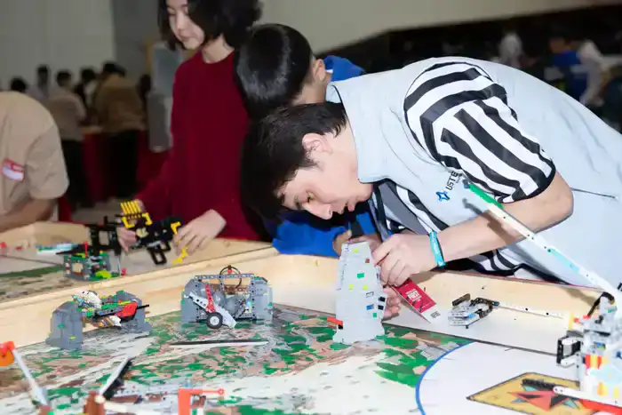 IT-таланты будут защищать честь страны на международных чемпионатах FIRST в 8 странах мира (5)