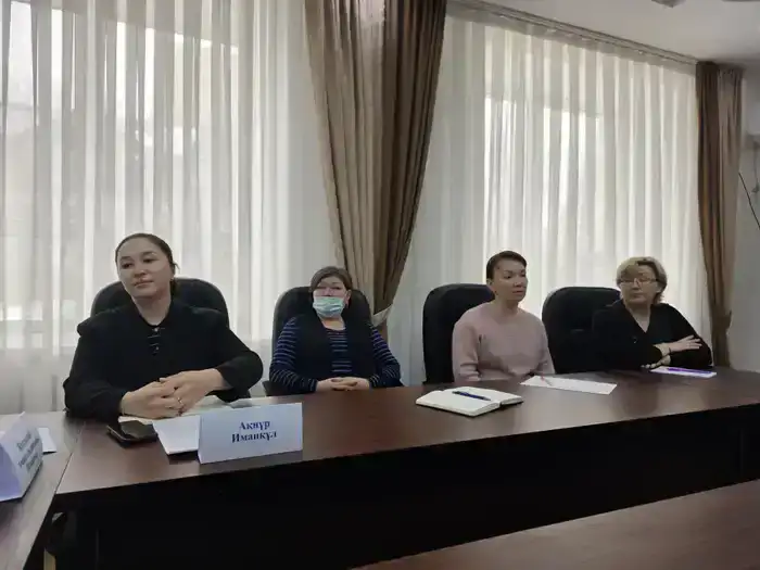 В Астане эксперты обсудили проект новой Конституции: правовой фундамент семейных ценностей и социальная защита (2)