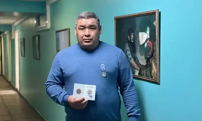 Герой из Соловьёво: Рулан Сеитов спас двоих детей из горящего дома