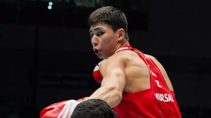 Казахстанский боксер Нурбек Мурсал завоевал первую медаль турнира Boxam Elite 2026 в Испании, выйдя в полуфинал в весовой категории до 70 килограммов.