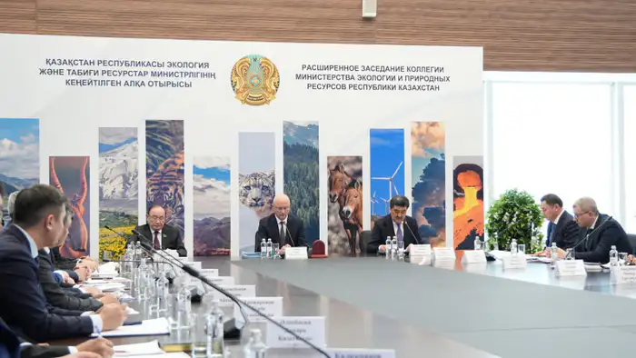 Минэкология подводит итоги 2025: цифровизация контроля за отходами и защита лесов как ключевые шаги к устойчивому развитию страны