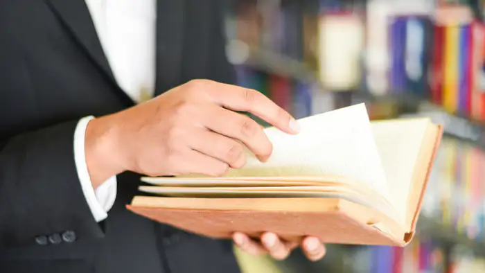 Токаев предостерег чиновников: недостаток чтения может привести к утрате когнитивных способностей