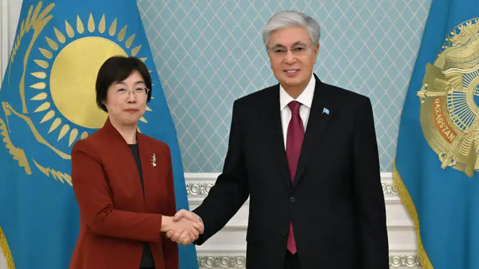 Токаев и Цзоу Цзяи обсудили миллиардные инвестиции, которые могут изменить инфраструктурный ландшафт Казахстана