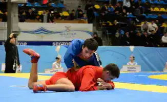 Чемпионат Казахстана по самбо: 570 спортсменов борются за медали и место в национальной сборной