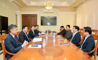 Сотрудничество Минэнерго Казахстана с Ли Кай-Фу: шаг к внедрению ИИ в энергетику